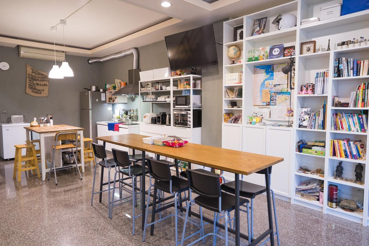 Dali Yi International Hostel Тоученг Екстериор снимка